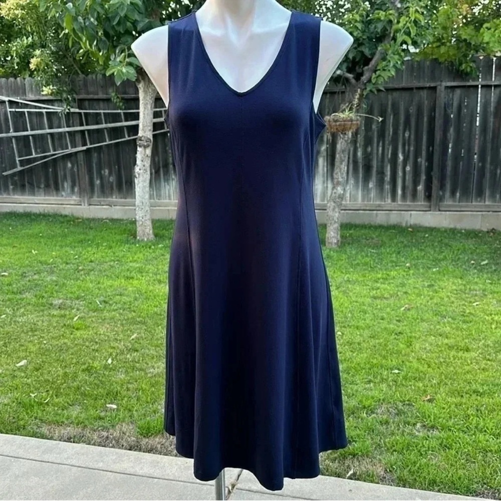 EILEEN FISHER Navy Blue Sleeveless Midi Dress
Women’s Size Small
